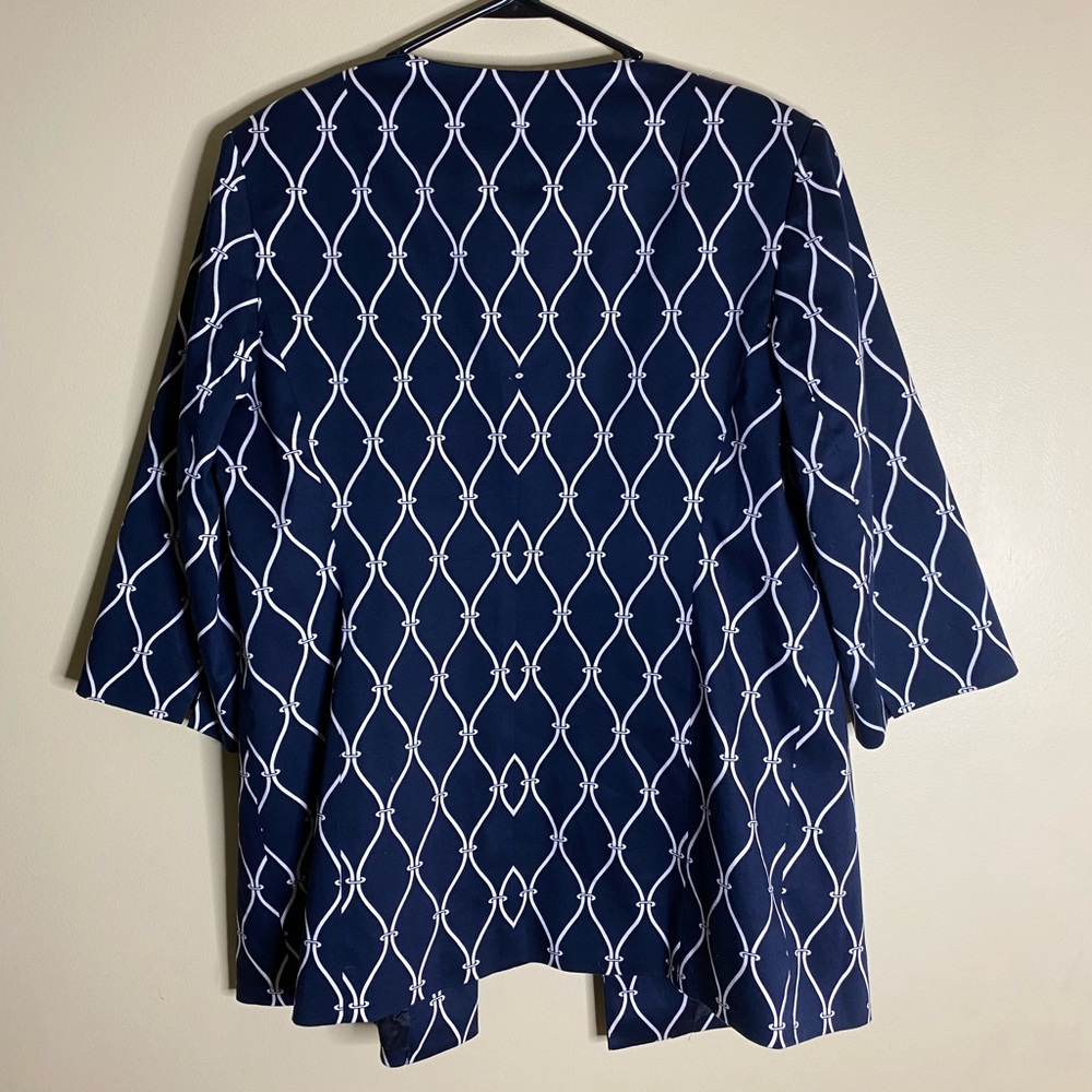 Patterned Blazer - Picture 2 of 3